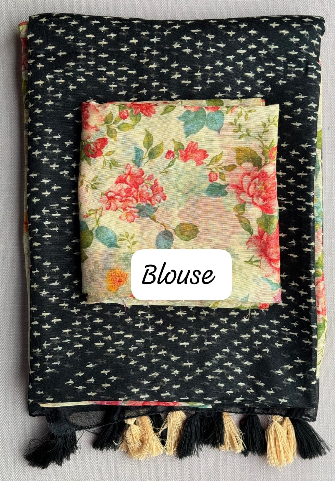 Linen Cotton Saree – A Perfect Blend of Elegance & Comfort