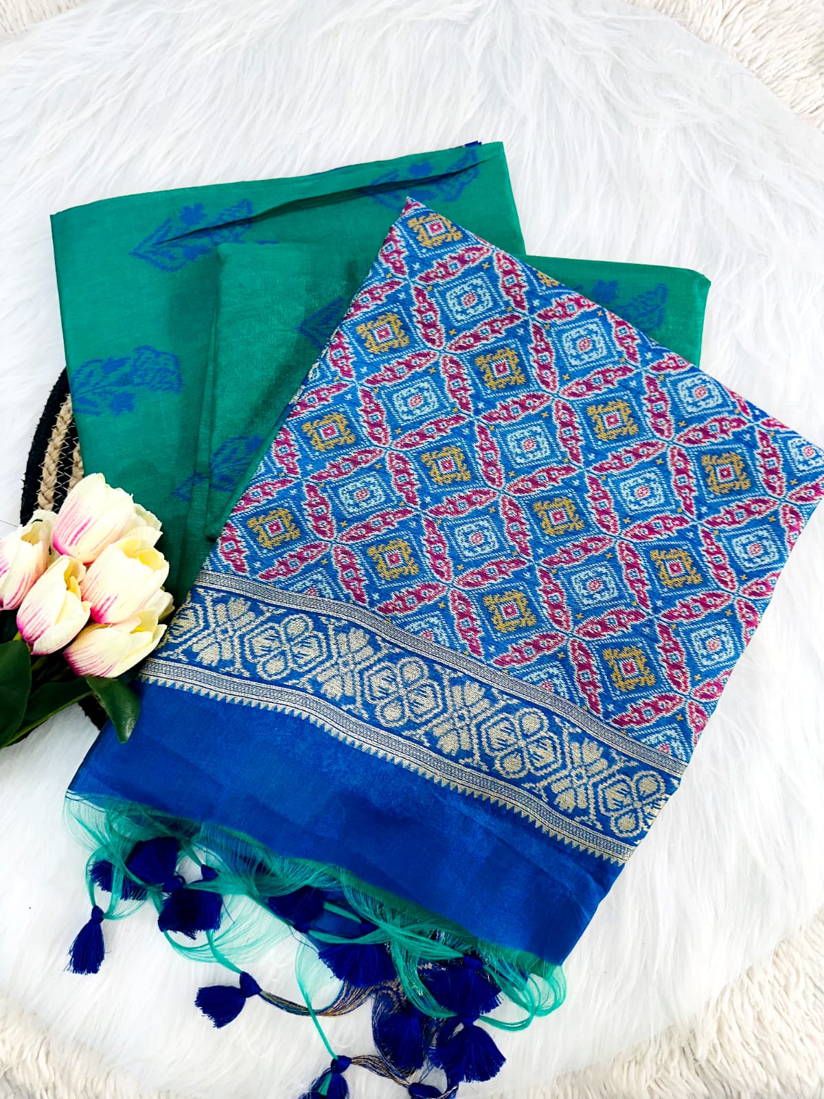 A Beautiful Traditional & Rich Heavy Patola Pallu Saree