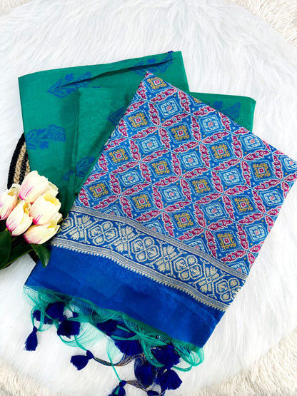 A Beautiful Traditional & Rich Heavy Patola Pallu Saree