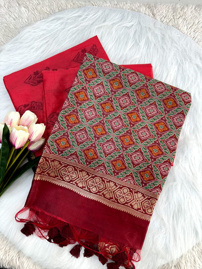 A Beautiful Traditional & Rich Heavy Patola Pallu Saree