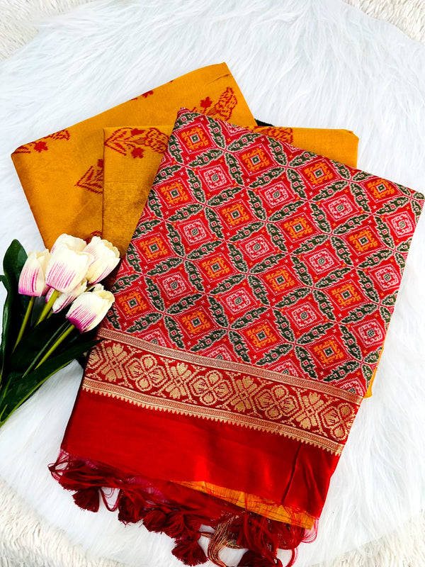 A Beautiful Traditional & Rich Heavy Patola Pallu Saree
