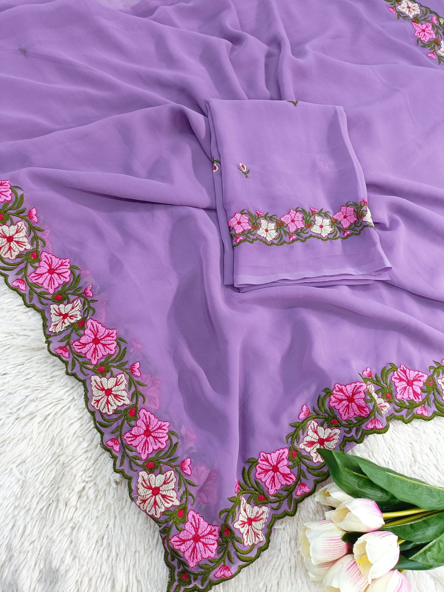 New Partywear Designer Lace Border Pastel Multi-Thread Work Saree