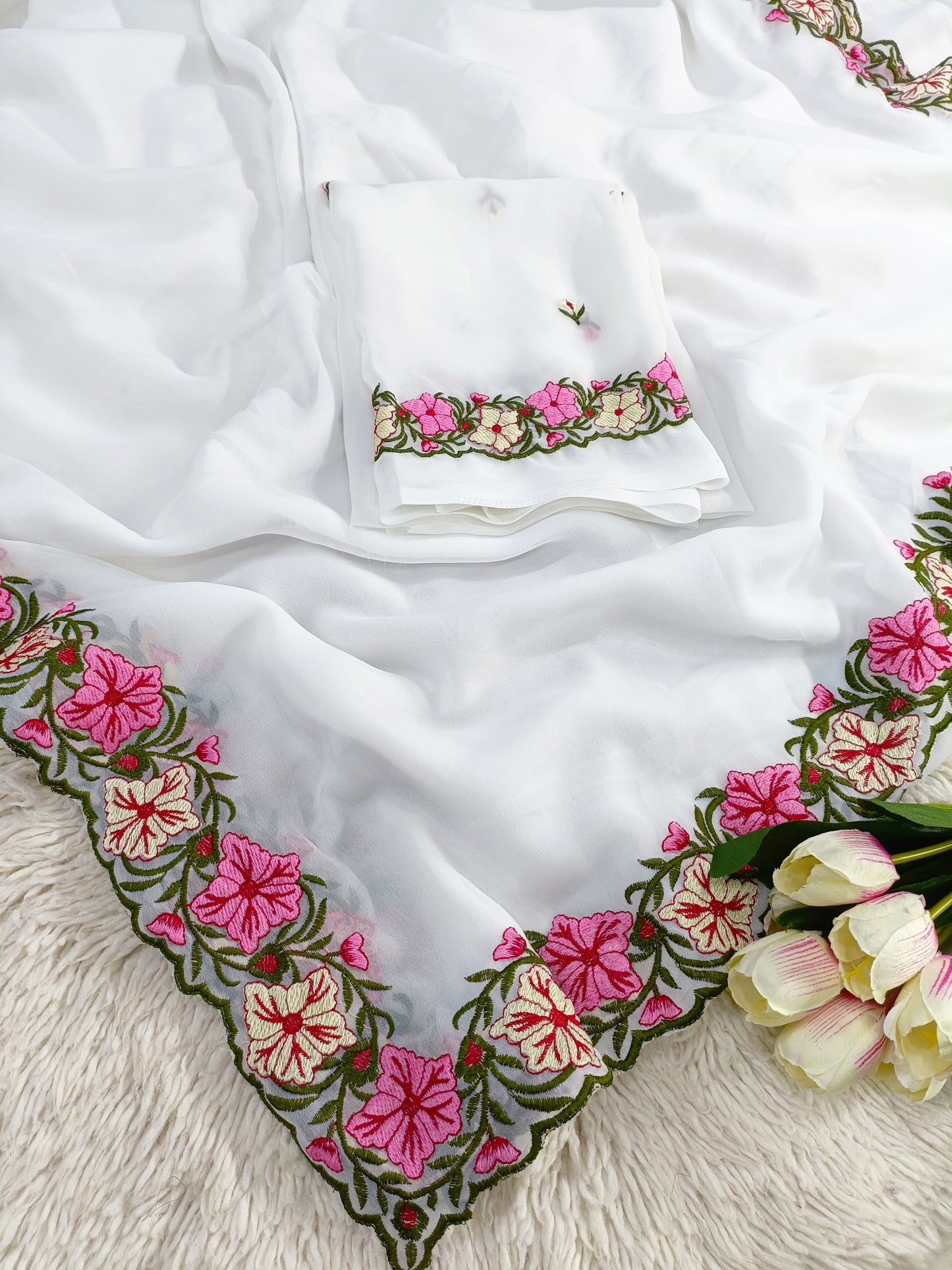 New Partywear Designer Lace Border Pastel Multi-Thread Work Saree