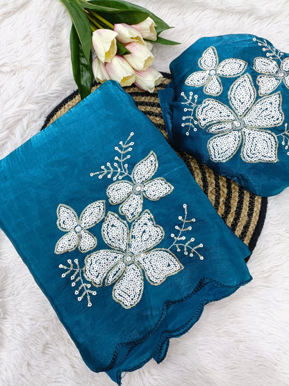 NEW PART WEAR JIMMY CHO WITH SIQUNCE SAREE WITH BLOUSE SIQUNCES WORK